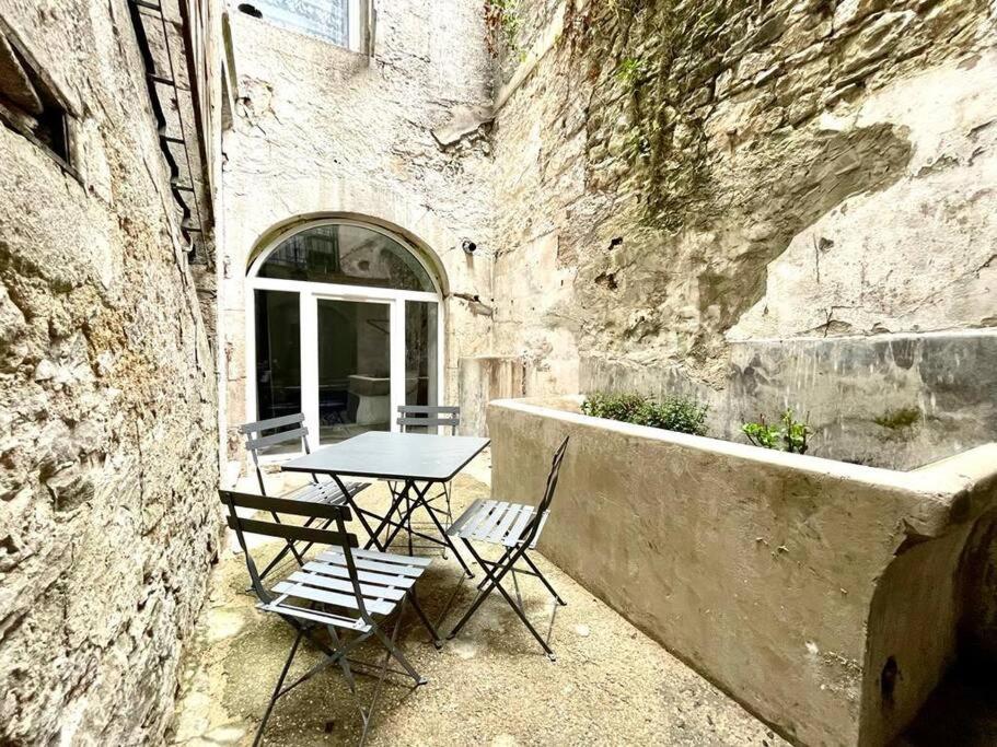 Le Patio - Renove Et Proche